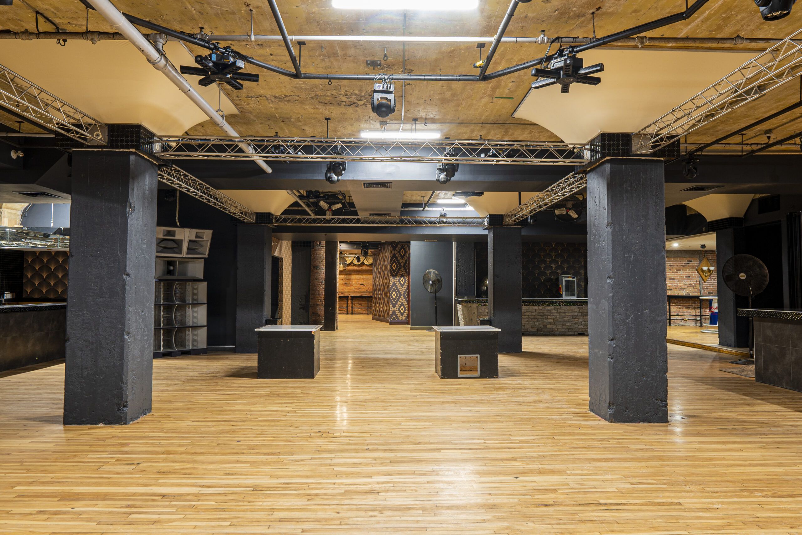 Salle à louer - Le Main